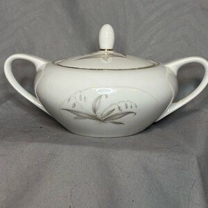 Vintage Kaysons Golden Rhapsody 1961 Lidded Sugar Bowl